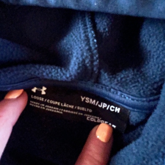 Youth Under Armour Hoodie (small) - Picture 4 of 4